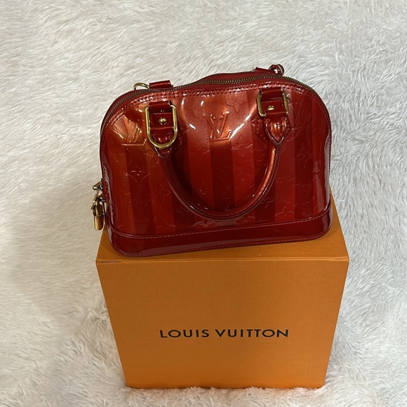 LV Red Vernis Alma BB EUC - Authentic - Picture 4 of 14